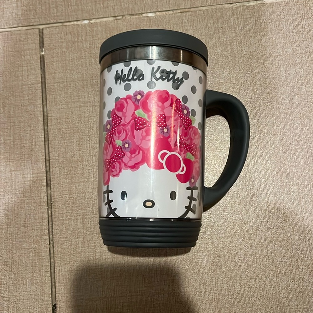 Hello kitty coffee/tea cup